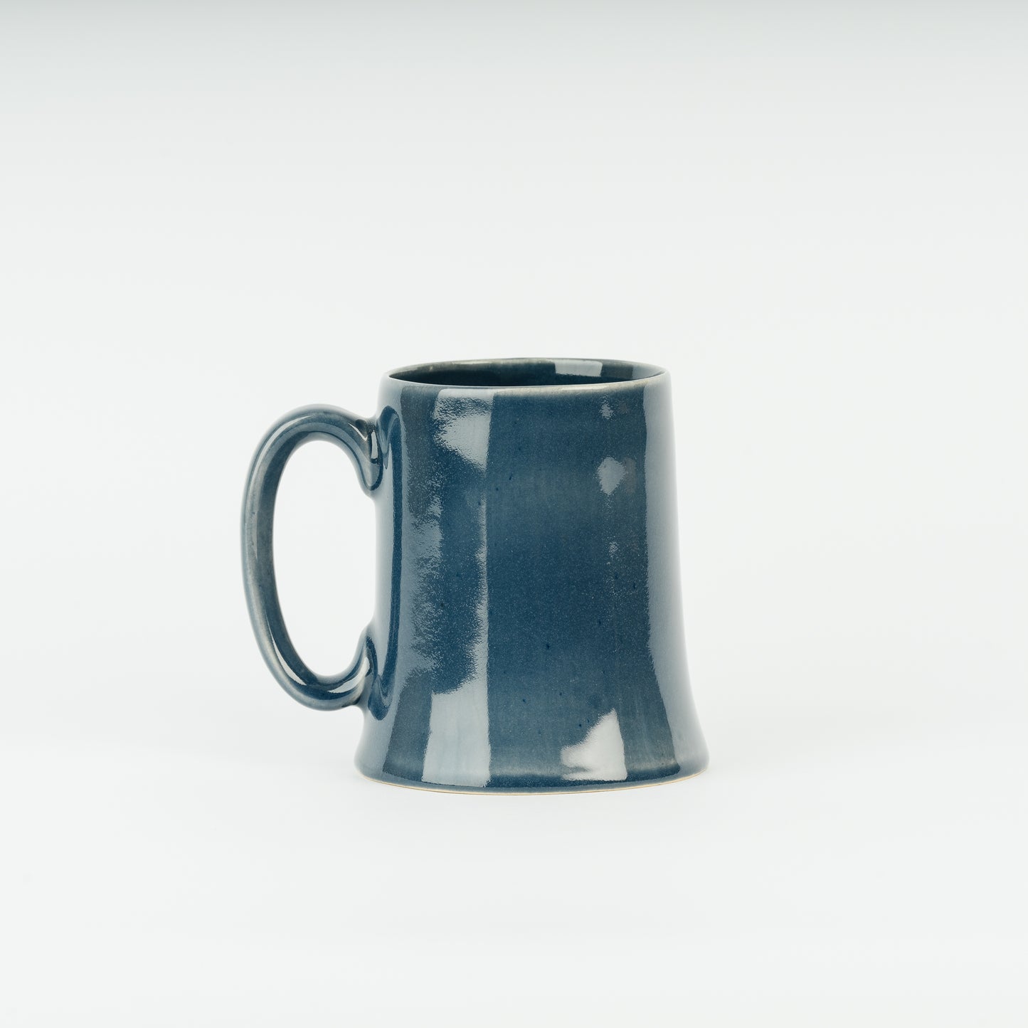 Handmade Woad Navy Blue Stoneware Half-Pint Tankard – Slip Cast Ceramic Mug with High Gloss Glaze – Sleek Traditional Pottery Beer and Tea Mug
