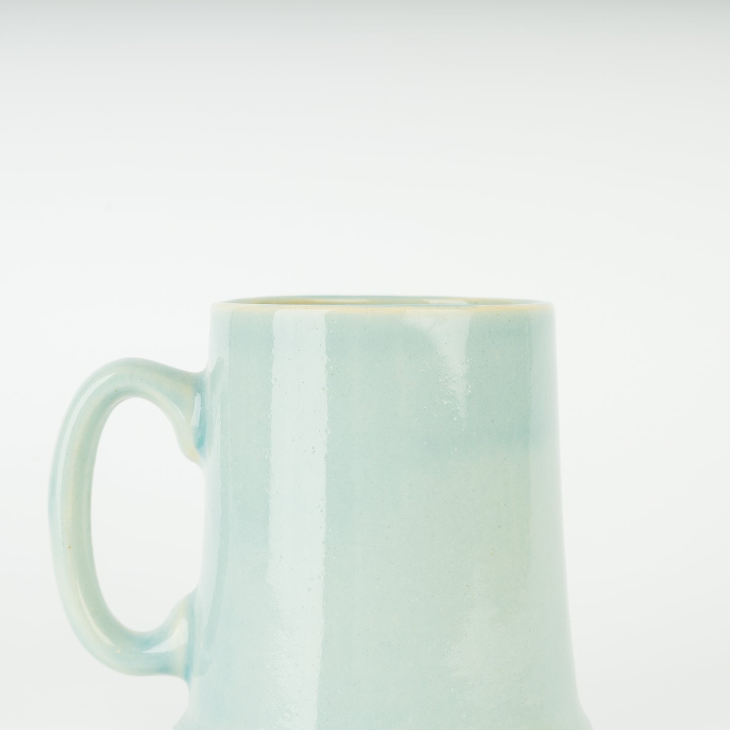 Powder Blue Pint Tankard image 1