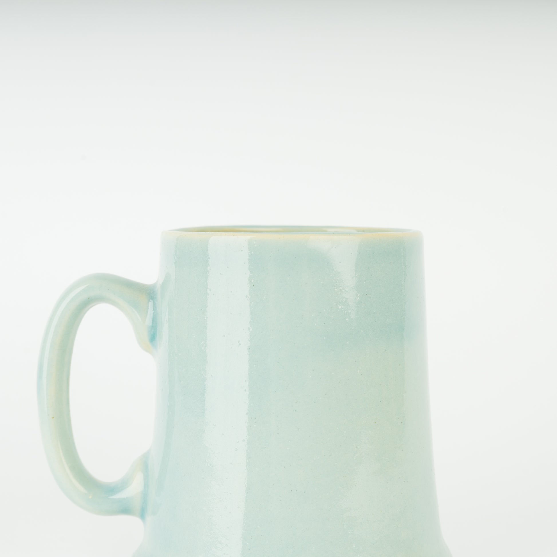 Powder Blue Pint Tankard image 1