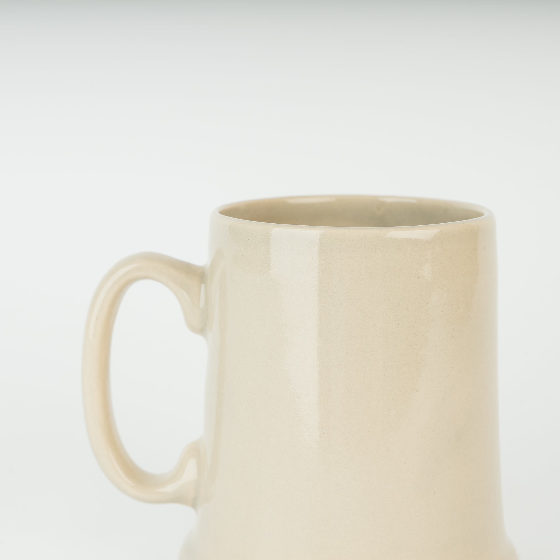 Cloud Pint Tankard image 3